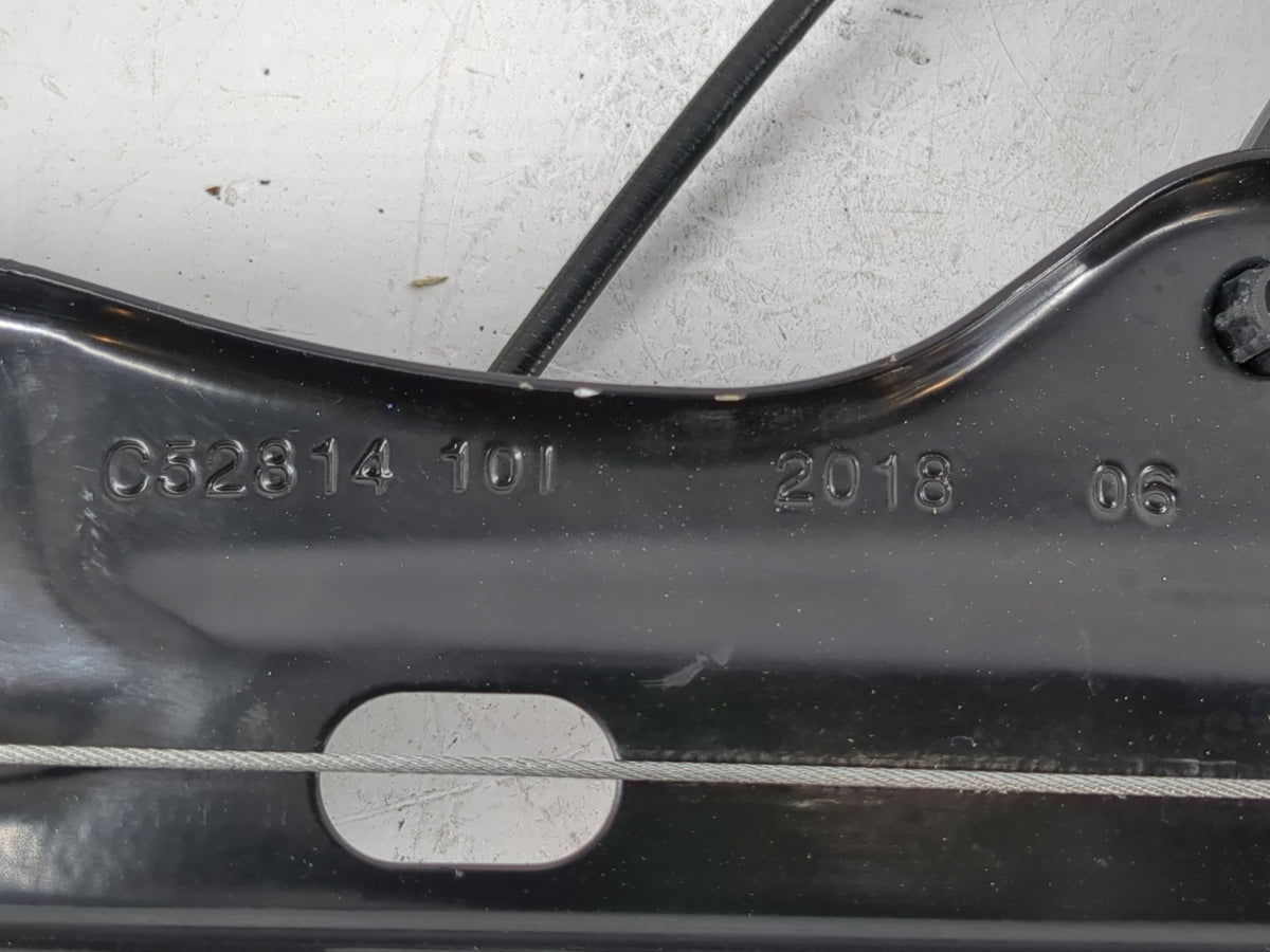 2016-2019 Chevrolet Cruze Used Window Regulator Passenger Front - Oemusedautoparts1.com