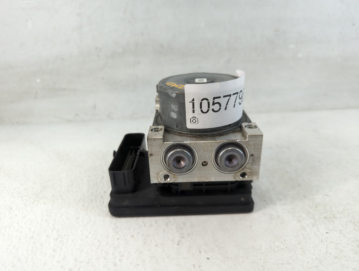 2018-2019 Chevrolet Equinox Anti-Lock Brake ABS Pump Module Actuator OEM P/N:84342052 Fits Fits 2018 2019 2020 2021 OEM Used