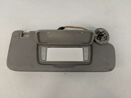 2018-2019 Chevrolet Equinox Sun Visor Shade Replacement Passenger Right Mirror Fits Fits 2018 2019 OEM Used Auto Parts - Oem