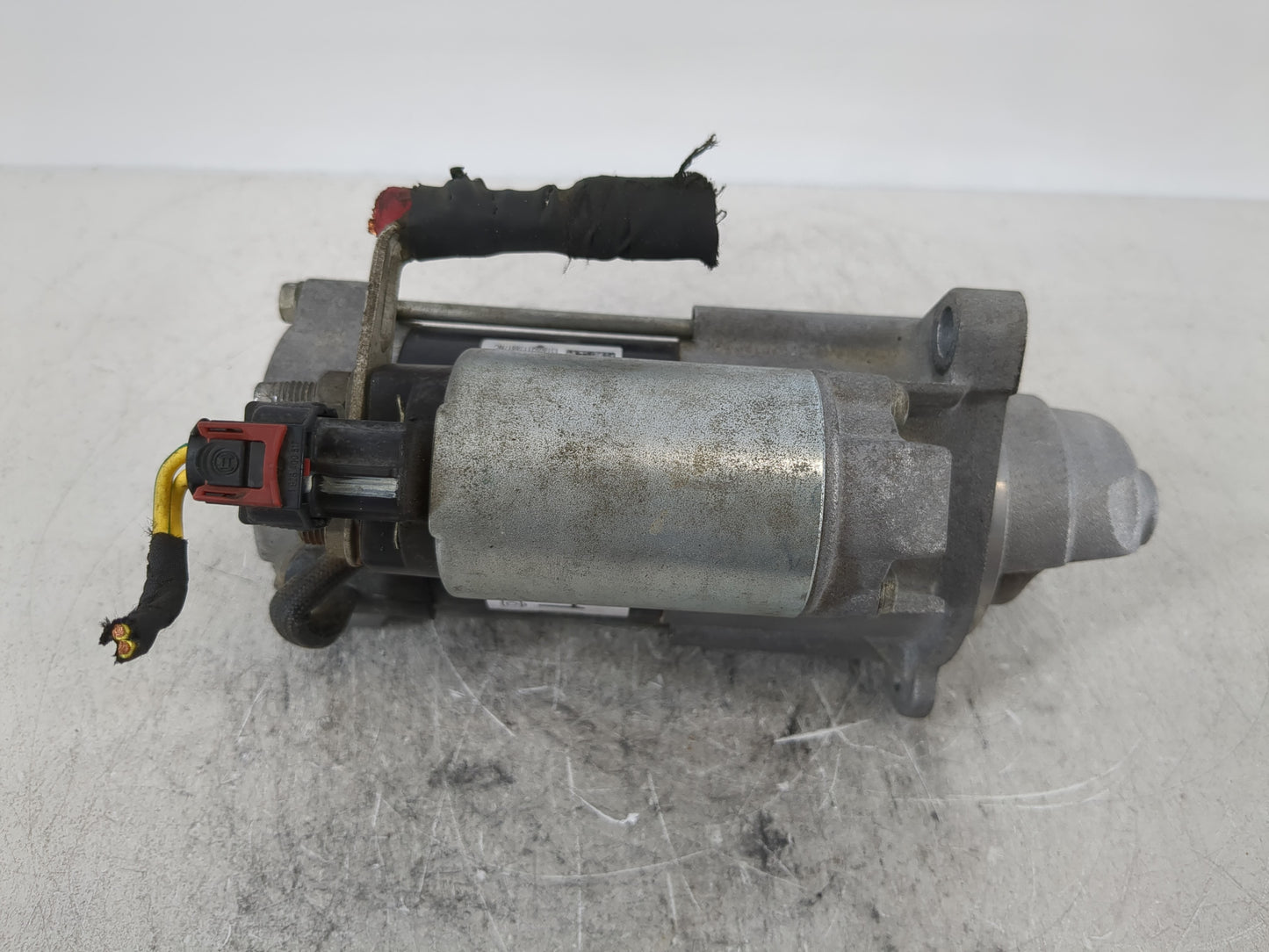 2018-2022 Chevrolet Equinox Car Starter Motor Solenoid OEM P/N:12680615 Fits Fits 2017 2018 2019 2020 2021 2022 OEM Used Aut