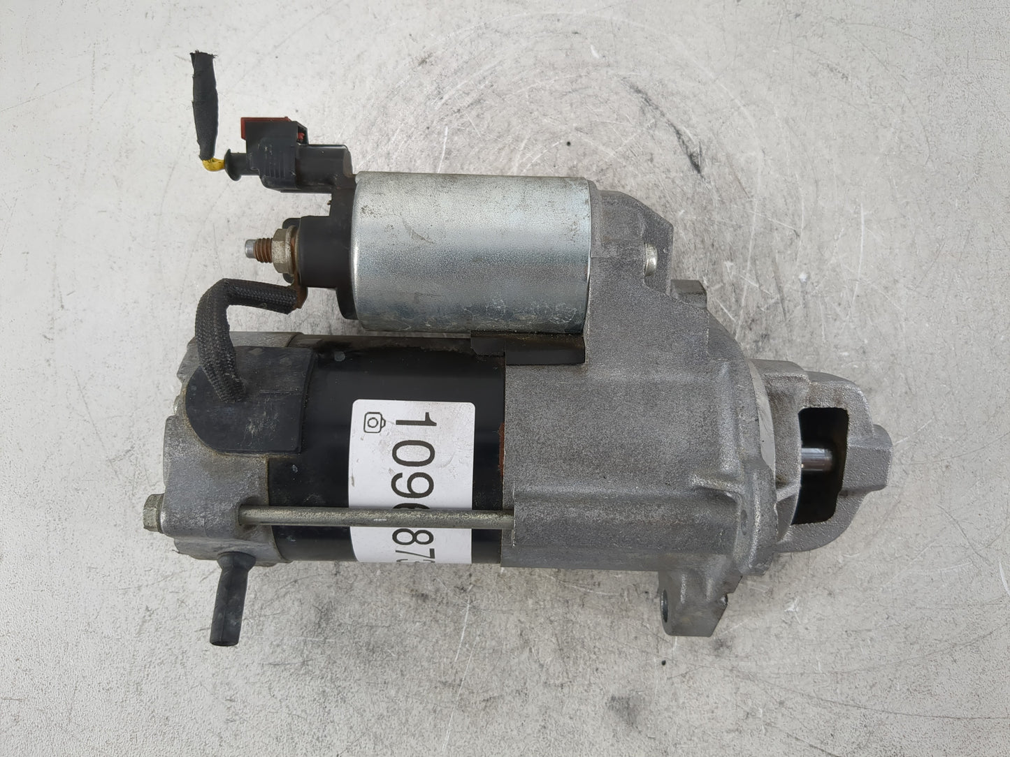 2018-2022 Chevrolet Equinox Car Starter Motor Solenoid OEM P/N:12680615 Fits Fits 2017 2018 2019 2020 2021 2022 OEM Used Aut