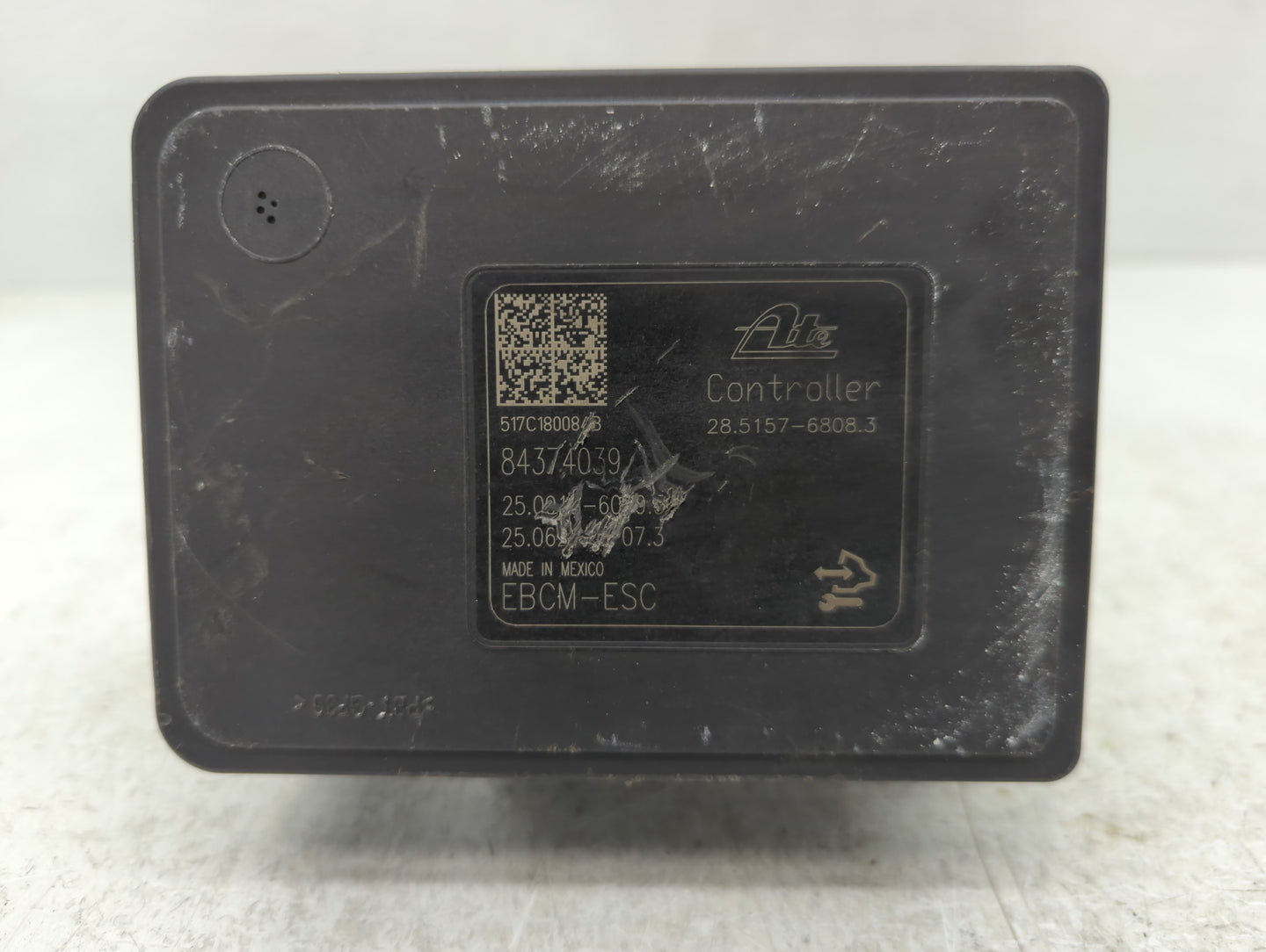 2018-2019 Chevrolet Equinox ABS Pump Control Module Replacement P/N:84414759 Fits Fits 2018 2019 2020 2021 OEM Used Auto Par