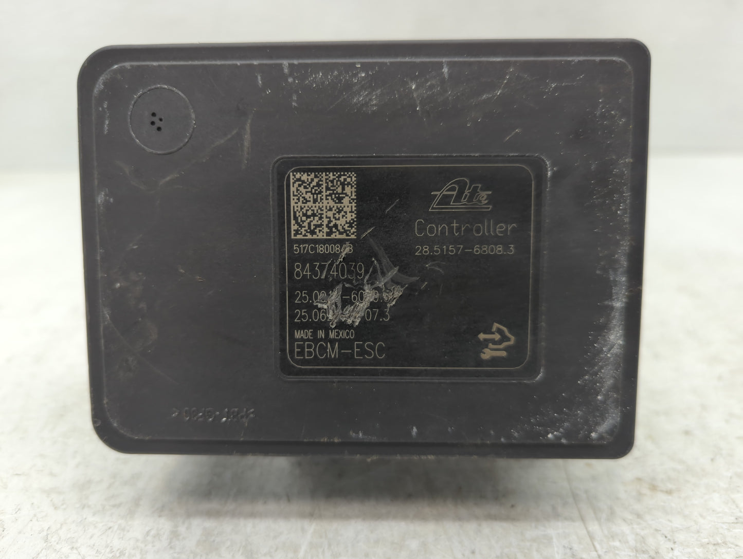 2018-2019 Chevrolet Equinox ABS Pump Control Module Replacement P/N:84414759 Fits Fits 2018 2019 2020 2021 OEM Used Auto Par