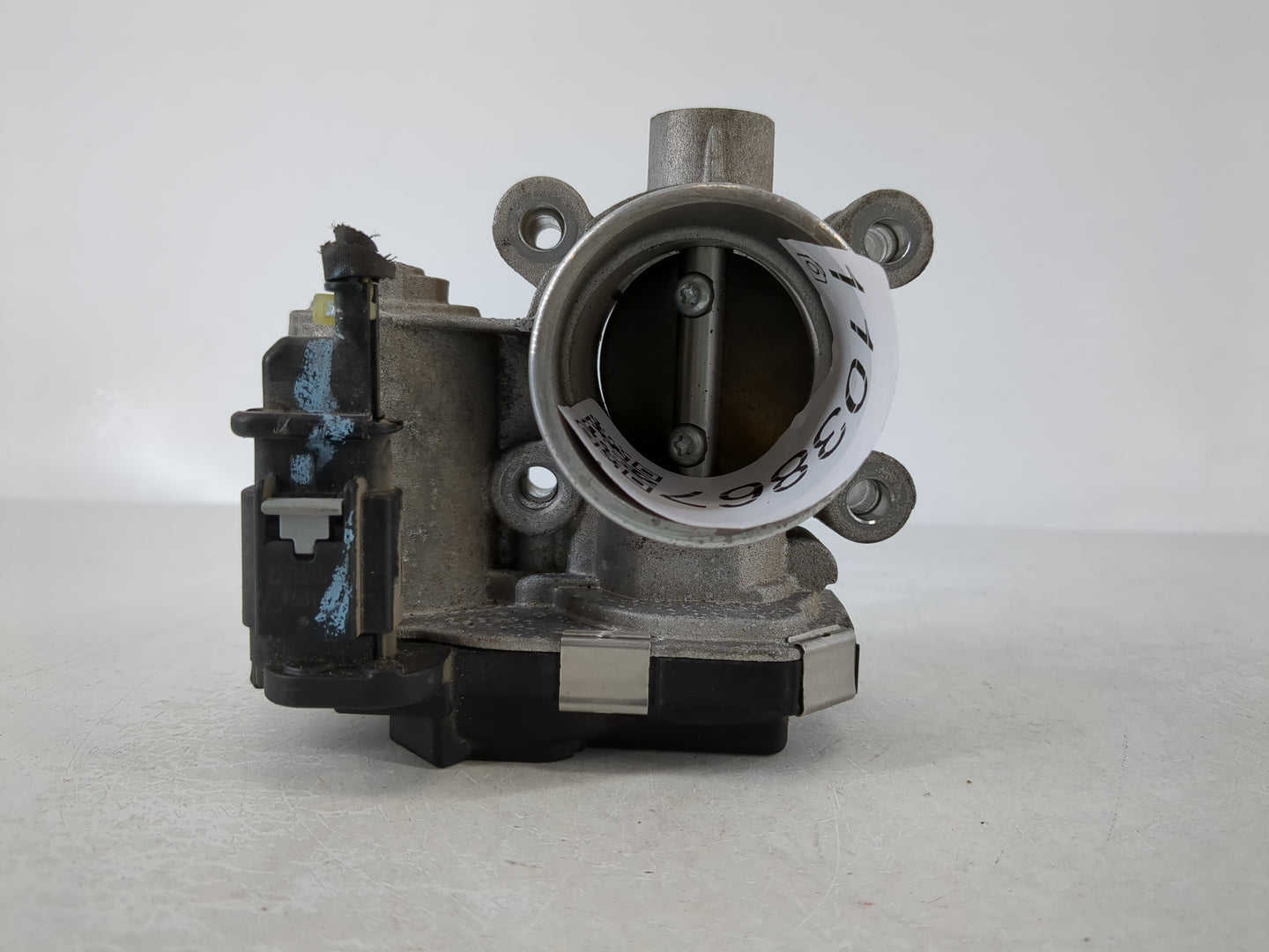 2018-2022 Chevrolet Equinox Throttle Body Fits Fits 2016 2017 2018 2019 2020 2021 2022 OEM Used Auto Parts - Oemusedautopart