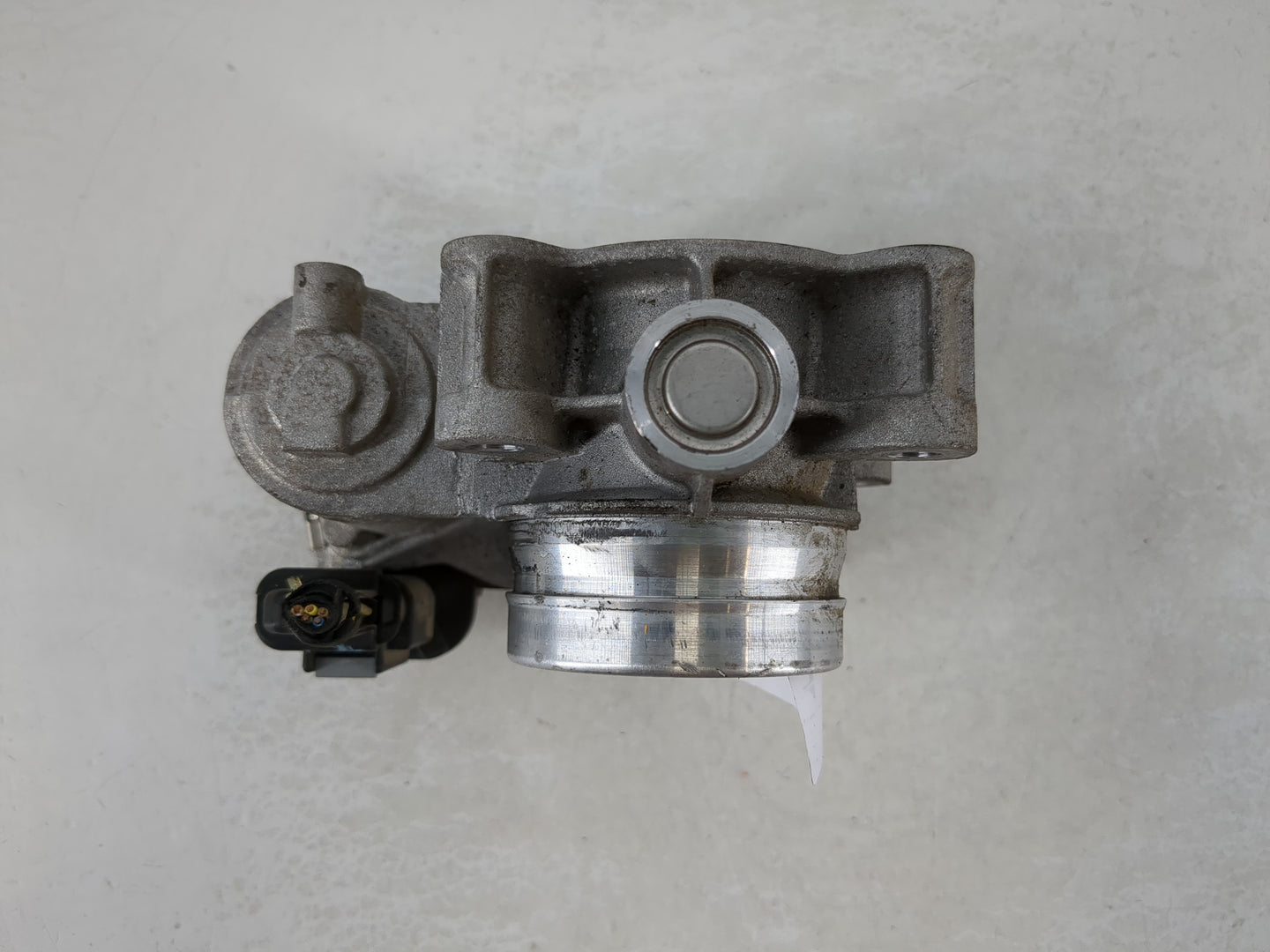 2018-2022 Chevrolet Equinox Throttle Body Fits Fits 2016 2017 2018 2019 2020 2021 2022 OEM Used Auto Parts - Oemusedautopart