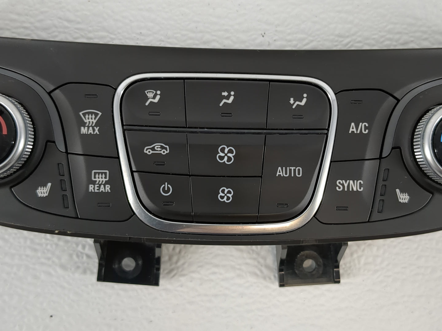 2018 Chevrolet Equinox Climate Control Module Temperature AC/Heater Replacement P/N:84175394 84175393 Fits OEM Used Auto Par