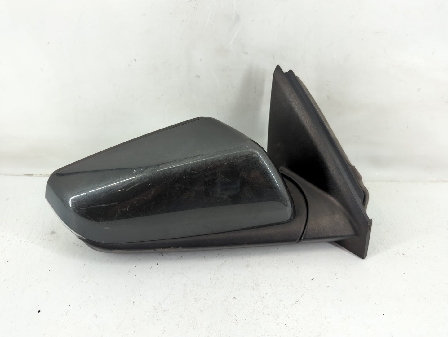 2018-2020 Chevrolet Equinox Passenger Side View Mirror - Right Door Mirror OEM Used - Oemusedautoparts1.com