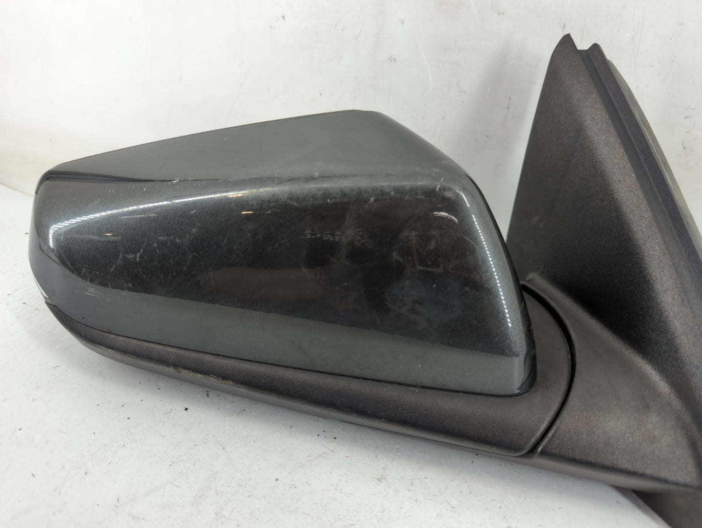 2018-2020 Chevrolet Equinox Passenger Side View Mirror - Right Door Mirror OEM Used - Oemusedautoparts1.com
