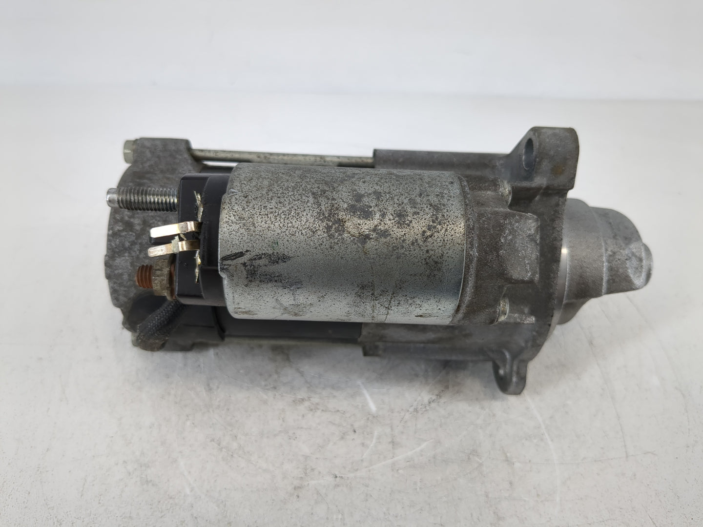 2018-2022 Chevrolet Equinox Car Starter Motor Solenoid OEM P/N:12680615 Fits Fits 2017 2018 2019 2020 2021 2022 OEM Used Aut