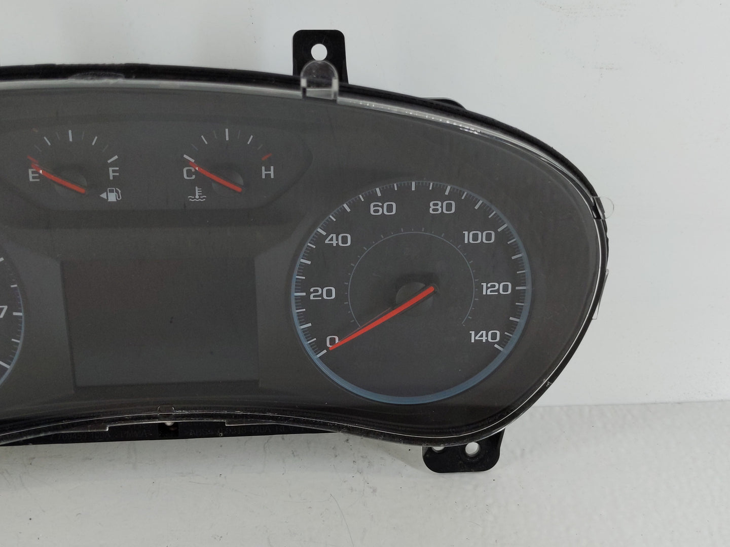 2018 Chevrolet Equinox Instrument Cluster Speedometer Gauges P/N:84240633 Fits OEM Used Auto Parts - Oemusedautoparts1.com
