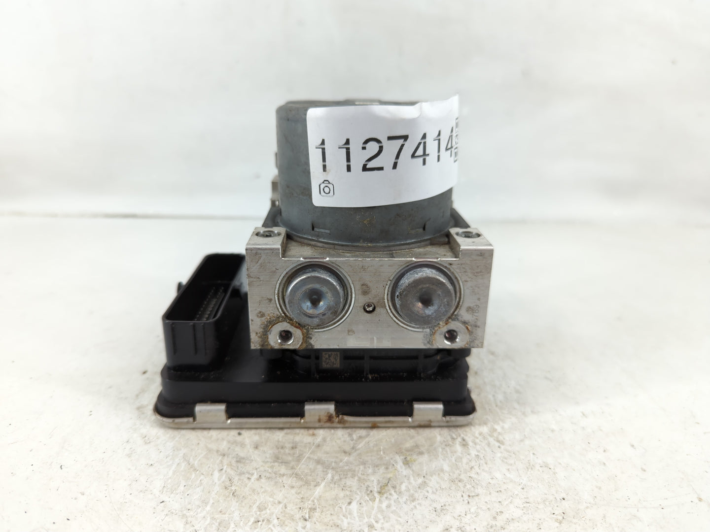 2018-2019 Chevrolet Equinox ABS Pump Control Module Replacement P/N:84825144 Fits Fits 2018 2019 2020 2021 OEM Used Auto Par