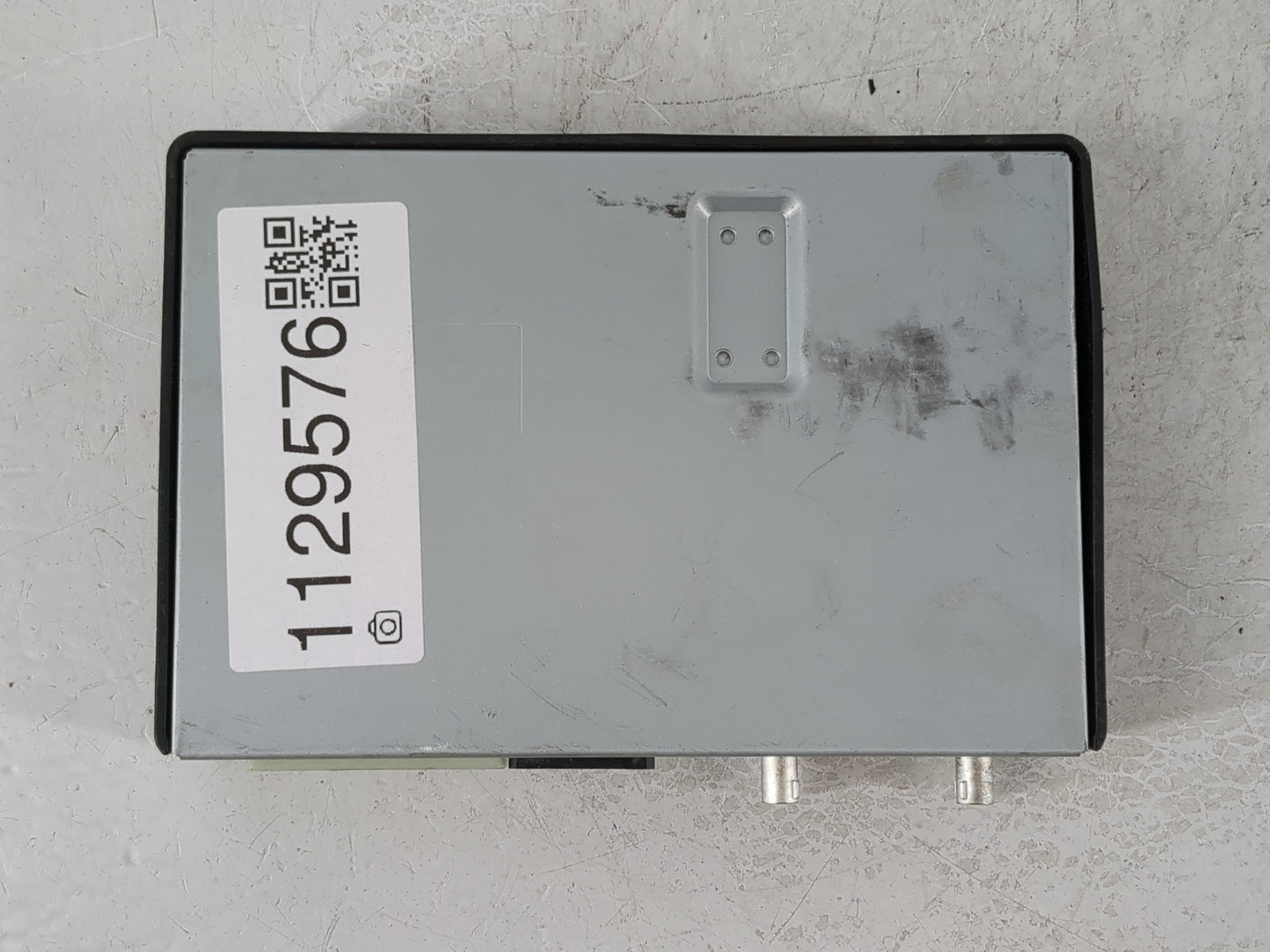 2018 Chevrolet Equinox Radio AM FM Cd Player Receiver Replacement P/N:84298328 84409478 Fits Fits 2017 2019 OEM Used Auto Pa