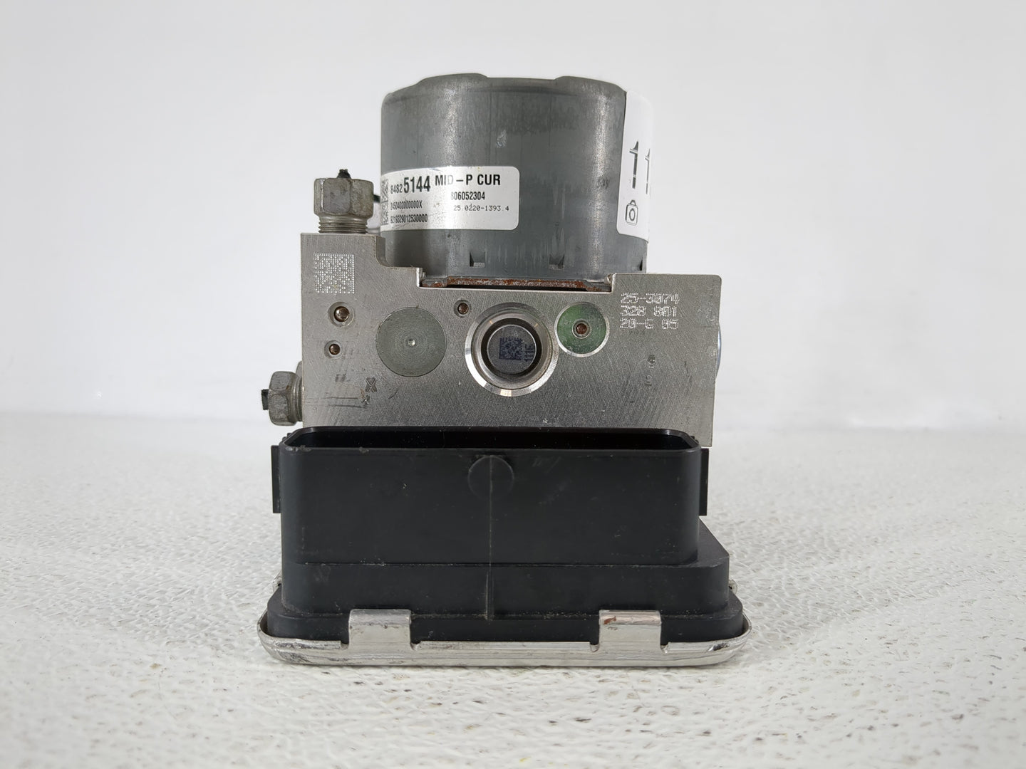 2018-2019 Chevrolet Equinox ABS Pump Control Module Replacement P/N:84825144 Fits Fits 2018 2019 2020 2021 OEM Used Auto Par