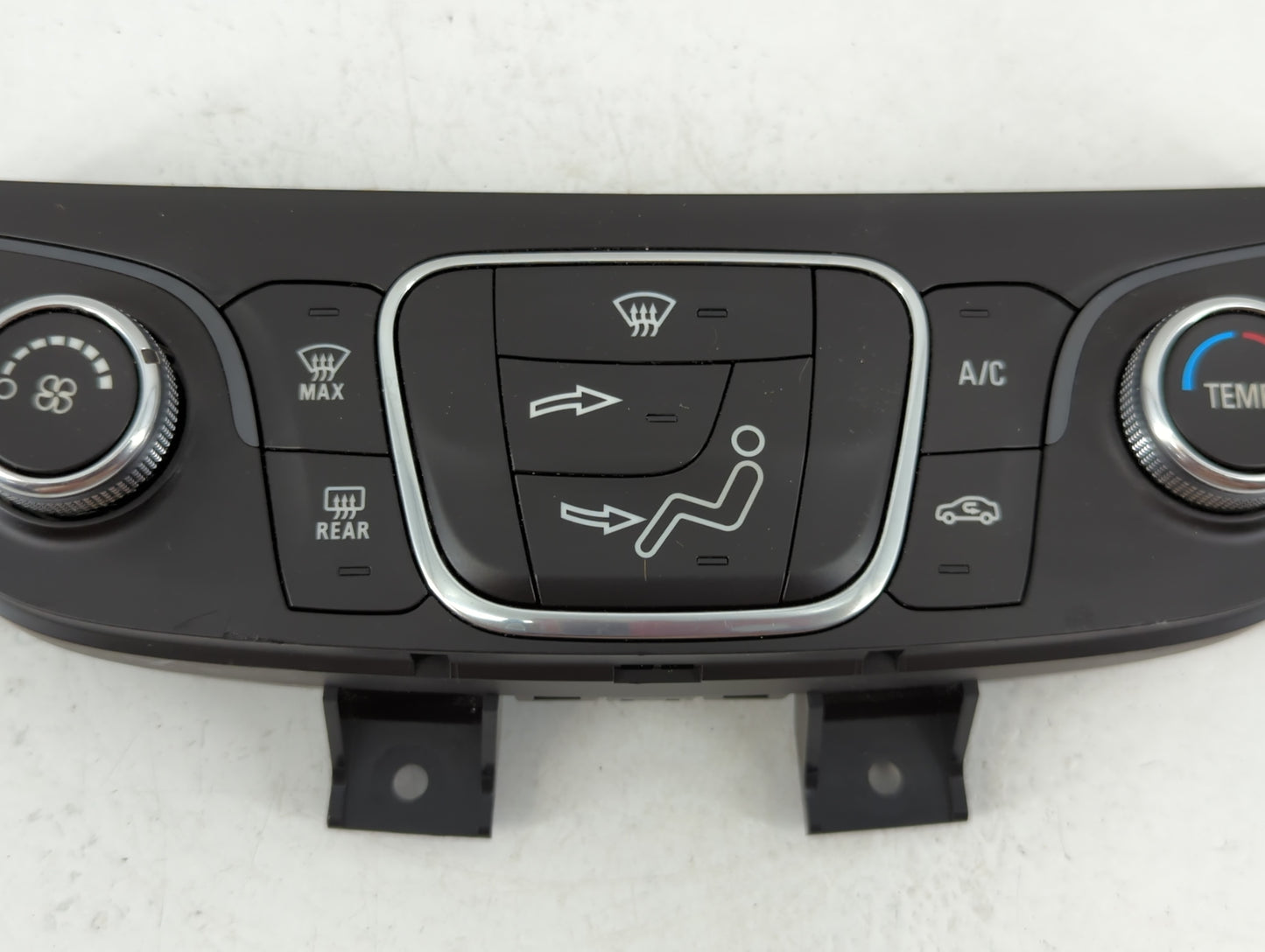 2018 Chevrolet Equinox Climate Control Module Temperature AC/Heater Replacement P/N:84175393 Fits OEM Used Auto Parts - Oemu