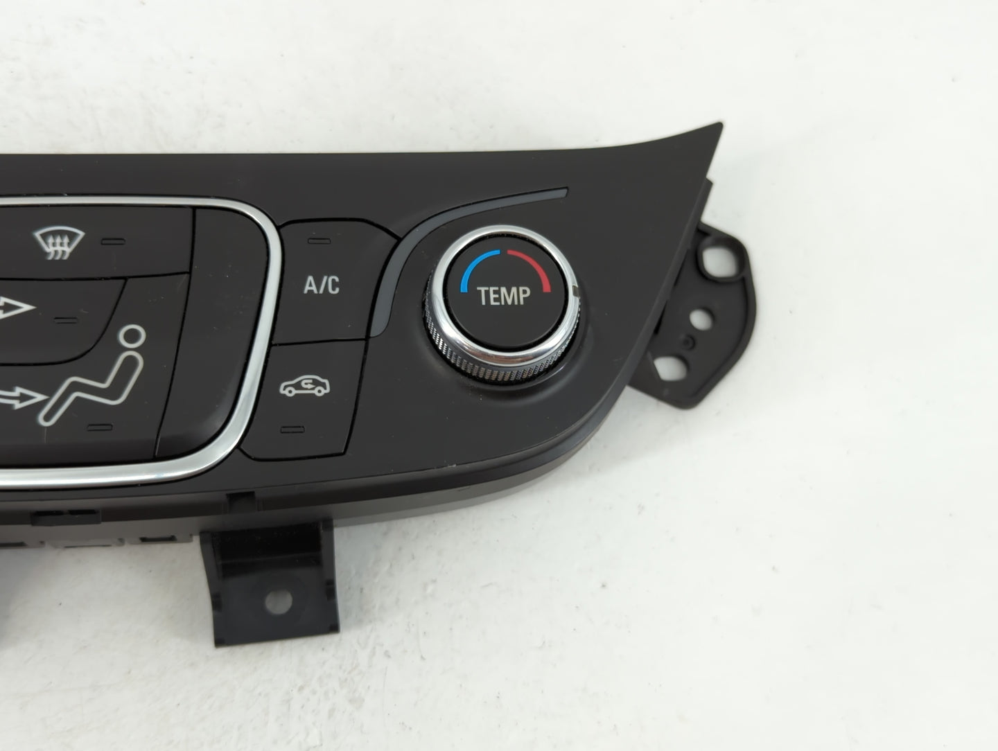 2018 Chevrolet Equinox Climate Control Module Temperature AC/Heater Replacement P/N:84175393 Fits OEM Used Auto Parts - Oemu