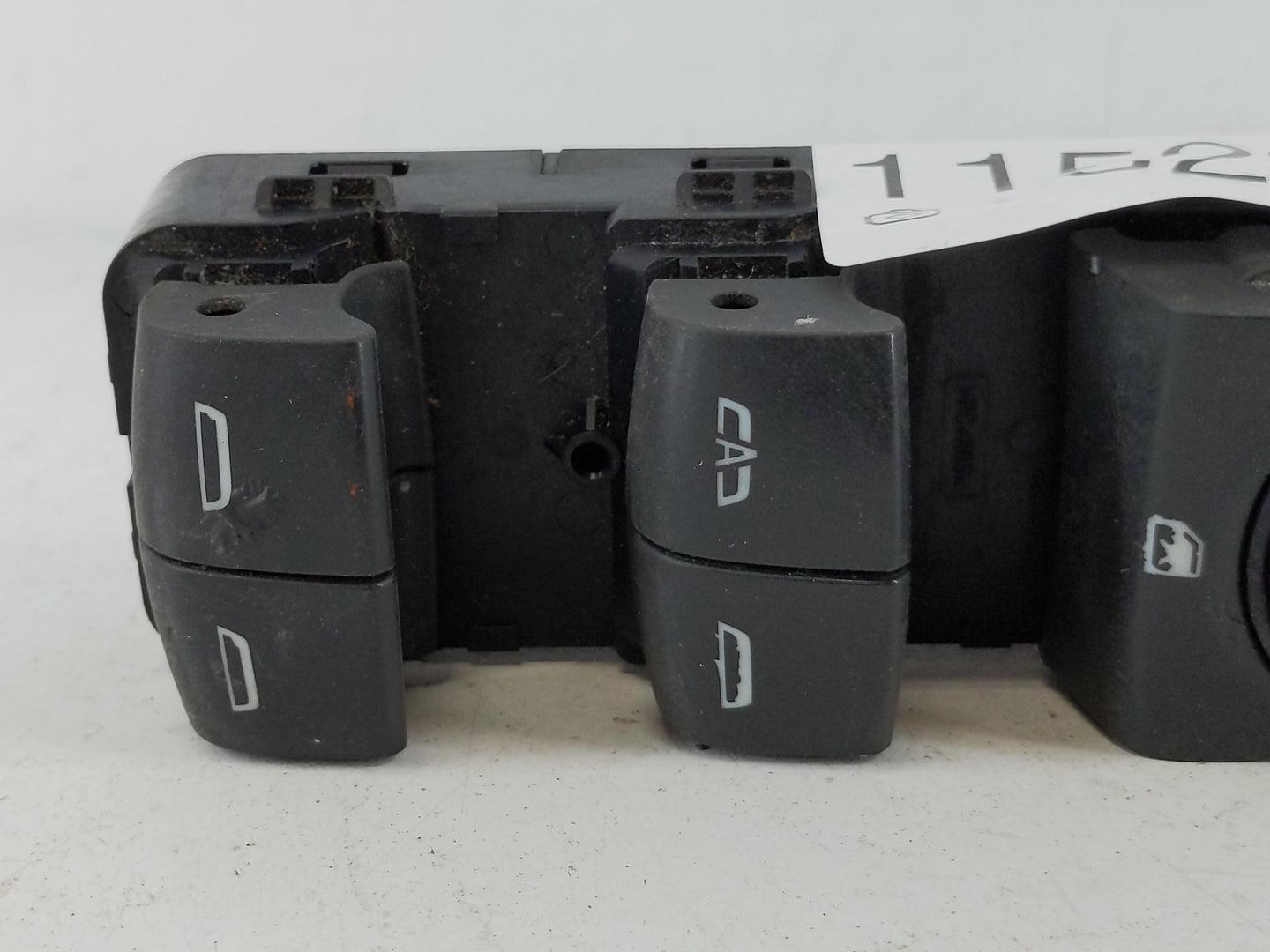 2018-2022 Chevrolet Equinox Master Power Window Switch Replacement Driver Side Left P/N:84139693 Fits OEM Used Auto Parts - 