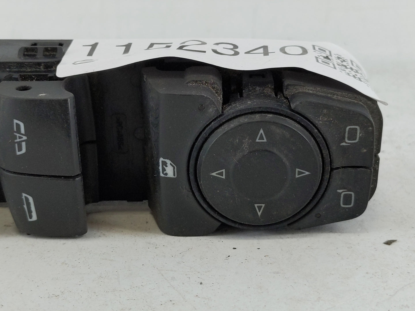 2018-2022 Chevrolet Equinox Master Power Window Switch Replacement Driver Side Left P/N:84139693 Fits OEM Used Auto Parts - 