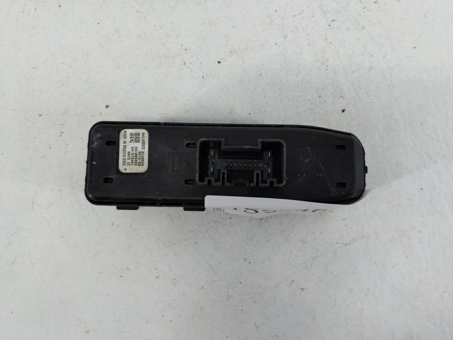 2018-2022 Chevrolet Equinox Master Power Window Switch Replacement Driver Side Left P/N:84139693 Fits OEM Used Auto Parts - 