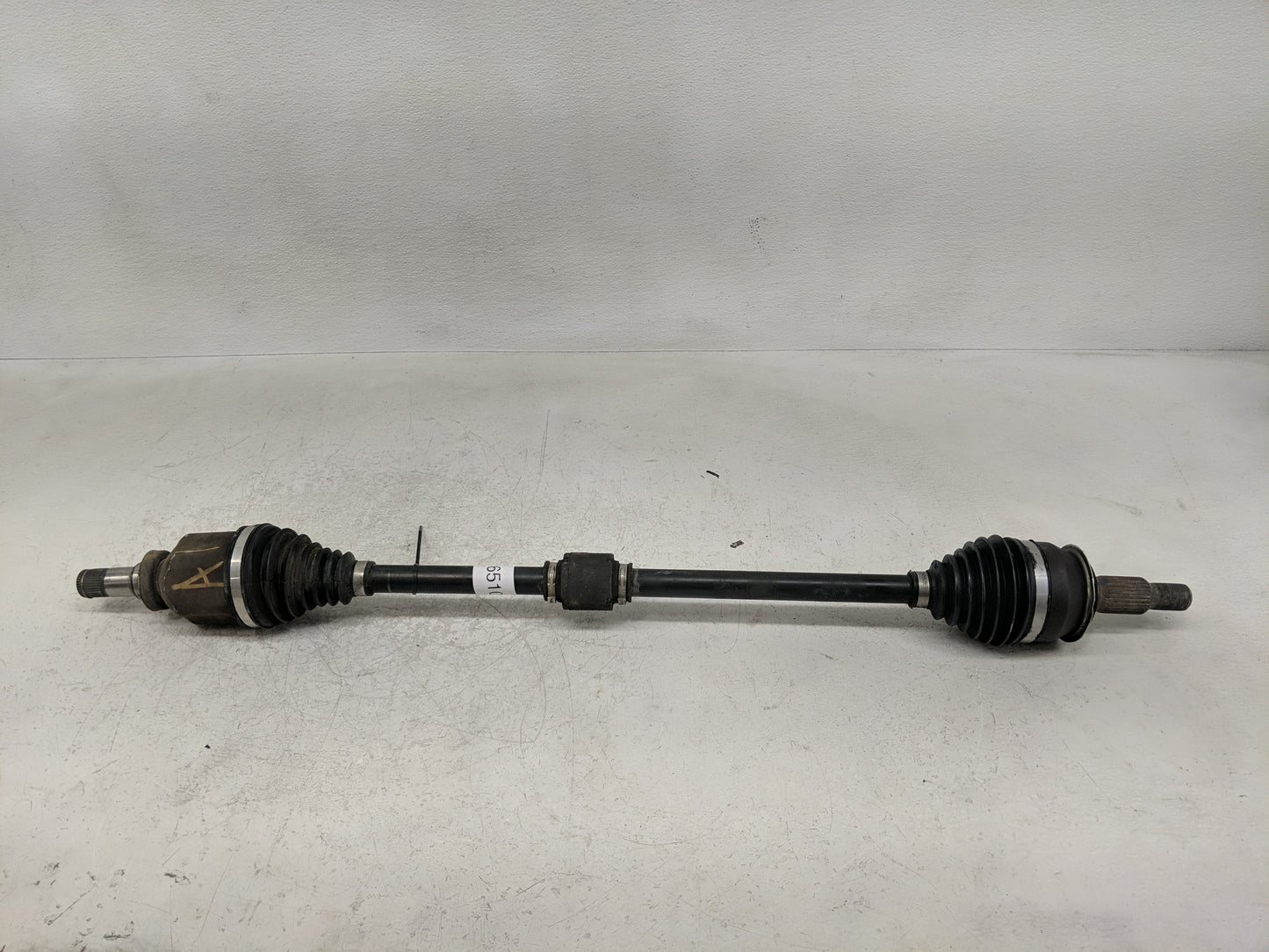 2018-2020 Chevrolet Equinox Axle Shaft Front Passenger Cv C/v - Oemusedautoparts1.com