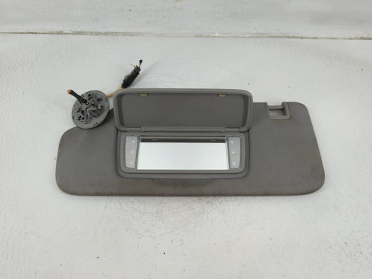 2018-2019 Chevrolet Equinox Sun Visor Shade Replacement Driver Left Mirror Fits Fits 2018 2019 OEM Used Auto Parts - Oemused