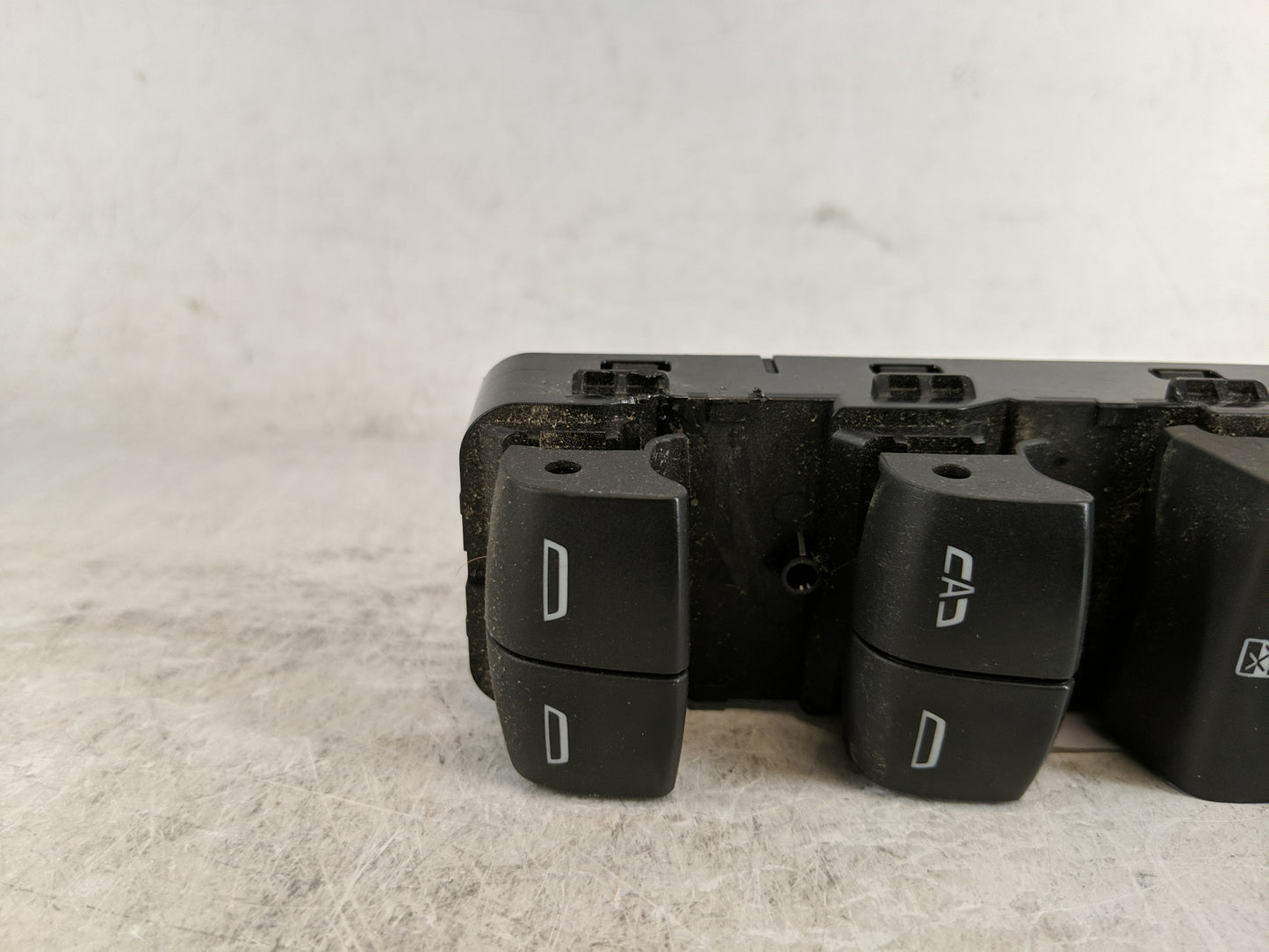 2018-2022 Chevrolet Equinox Master Power Window Switch Replacement Driver Side Left P/N:84151775 Fits OEM Used Auto Parts - 