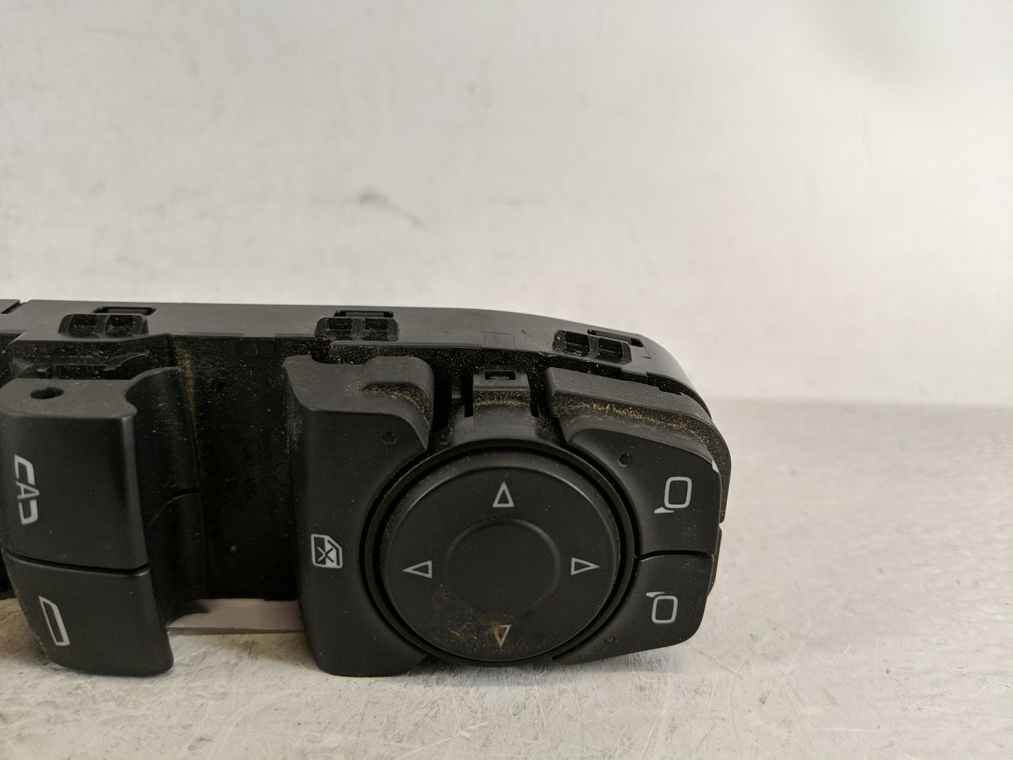 2018-2022 Chevrolet Equinox Master Power Window Switch Replacement Driver Side Left P/N:84151775 Fits OEM Used Auto Parts - 