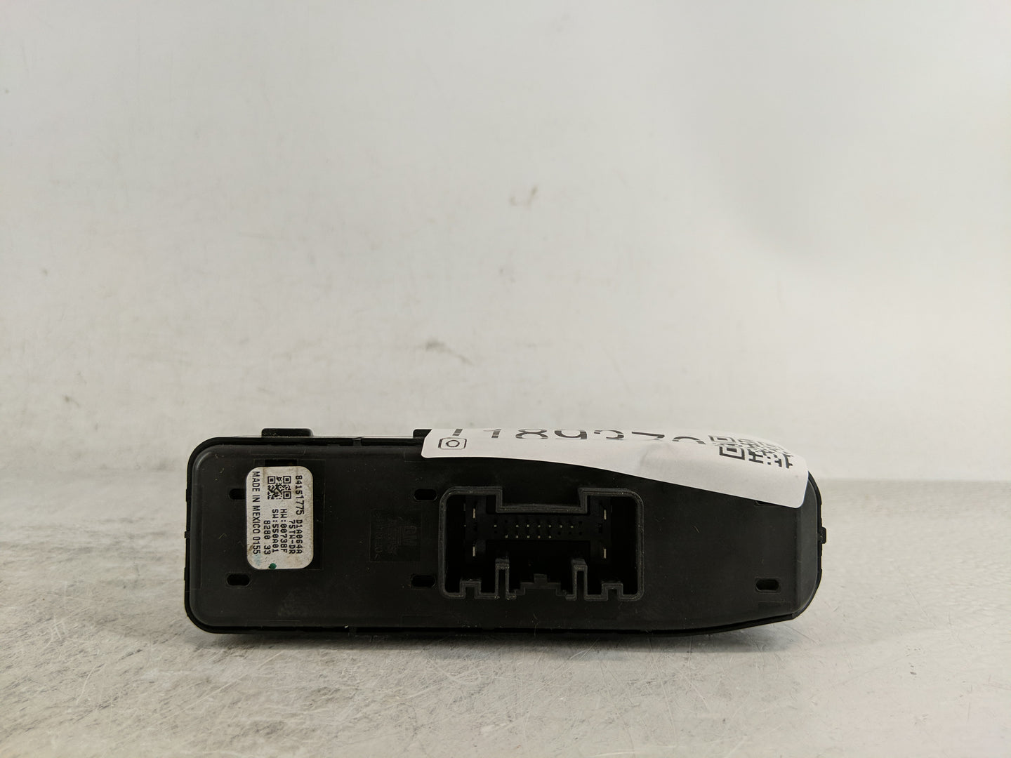 2018-2022 Chevrolet Equinox Master Power Window Switch Replacement Driver Side Left P/N:84151775 Fits OEM Used Auto Parts - 