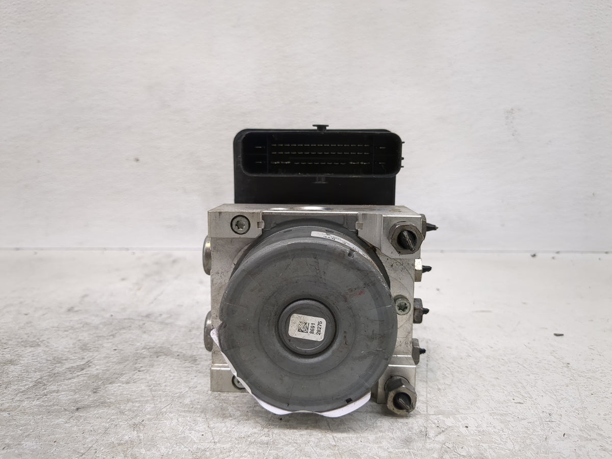 2018-2019 Chevrolet Equinox Anti-Lock Brake ABS Pump Module Actuator OEM P/N:84342055 Fits Fits 2018 2019 2020 2021 OEM Used