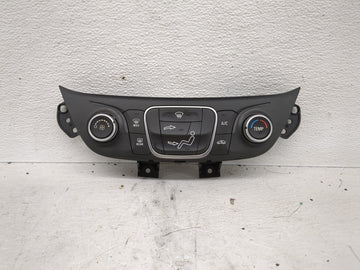 2018 Chevrolet Equinox Climate Control Module Temperature AC/Heater Replacement P/N:84422501 Fits OEM Used Auto Parts - Oemu