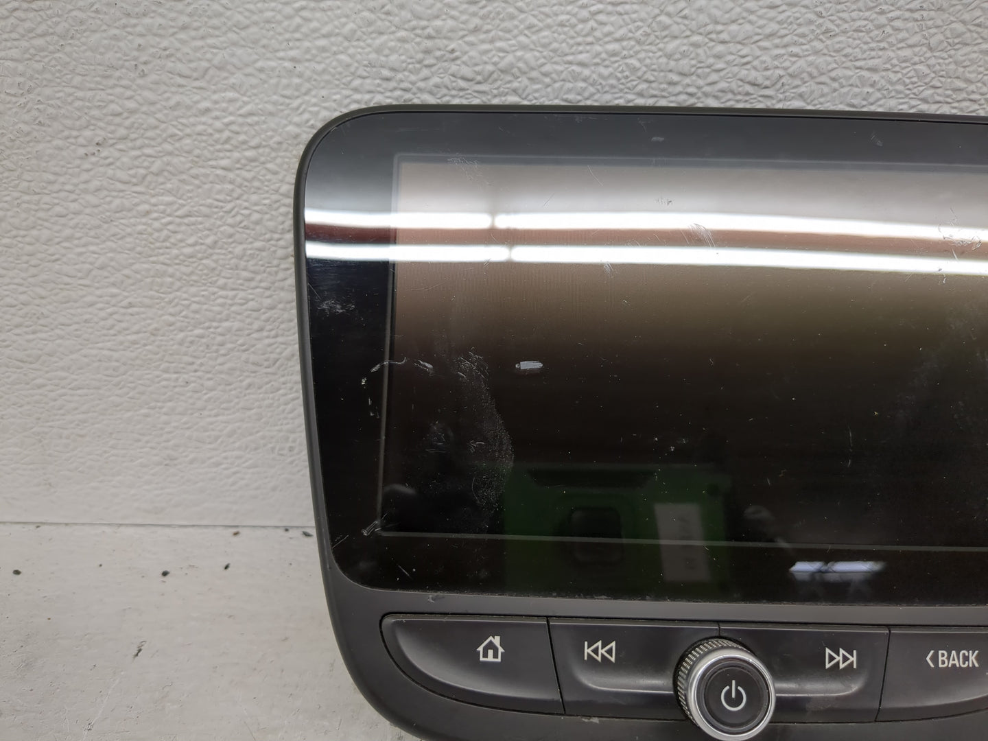 2018 Chevrolet Equinox Radio AM FM Cd Player Receiver Replacement P/N:23375312 Fits Fits 2017 2019 OEM Used Auto Parts - Oem