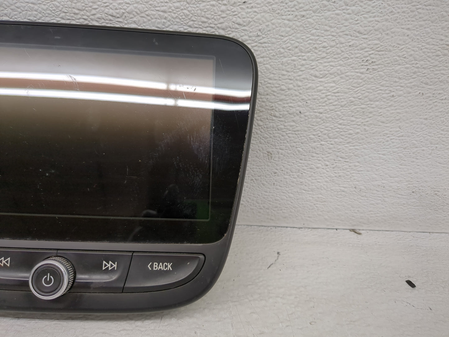 2018 Chevrolet Equinox Radio AM FM Cd Player Receiver Replacement P/N:23375312 Fits Fits 2017 2019 OEM Used Auto Parts - Oem