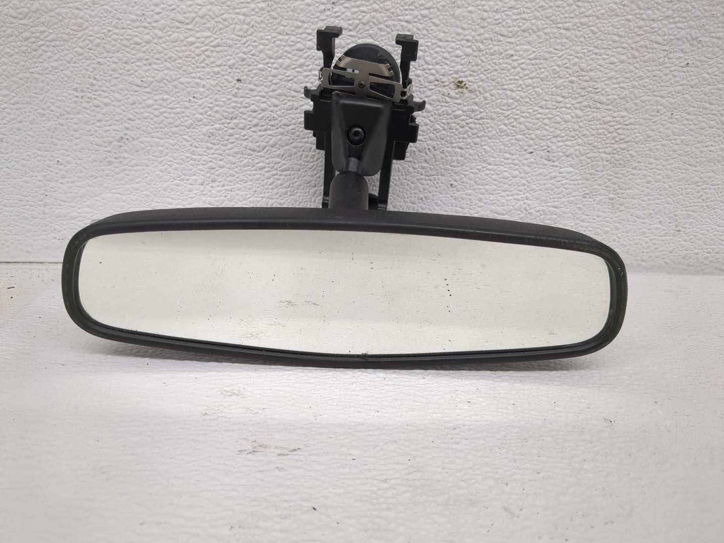 2018-2022 Chevrolet Equinox Interior Rear View Mirror Replacement OEM P/N:E11026150 Fits OEM Used Auto Parts - Oemusedautopa