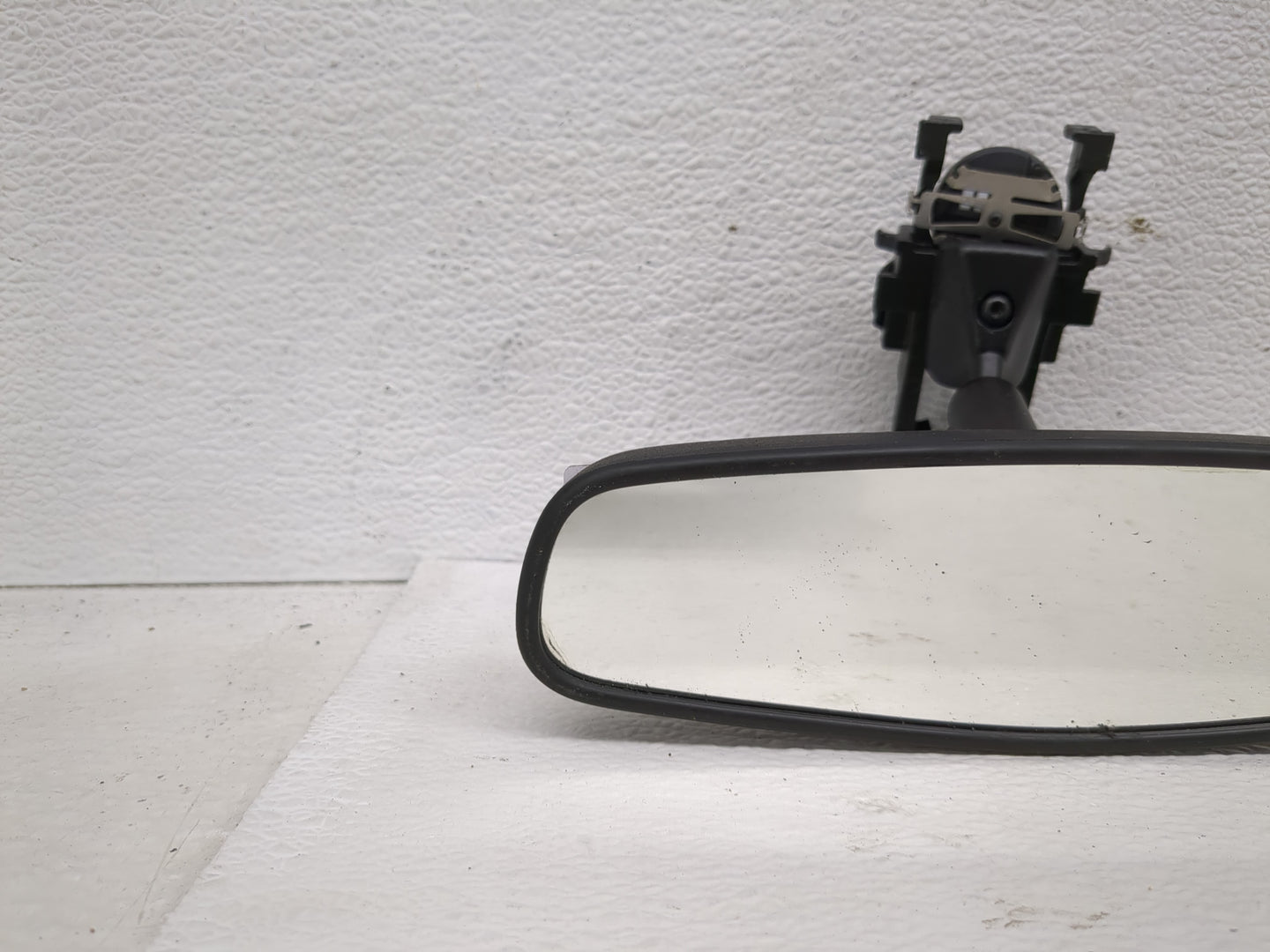 2018-2022 Chevrolet Equinox Interior Rear View Mirror Replacement OEM P/N:E11026150 Fits OEM Used Auto Parts - Oemusedautopa