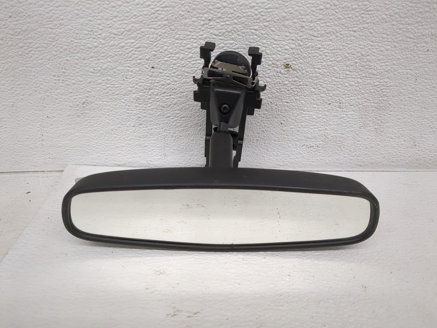 2018-2022 Chevrolet Equinox Interior Rear View Mirror Replacement OEM P/N:E11026150 Fits OEM Used Auto Parts - Oemusedautopa