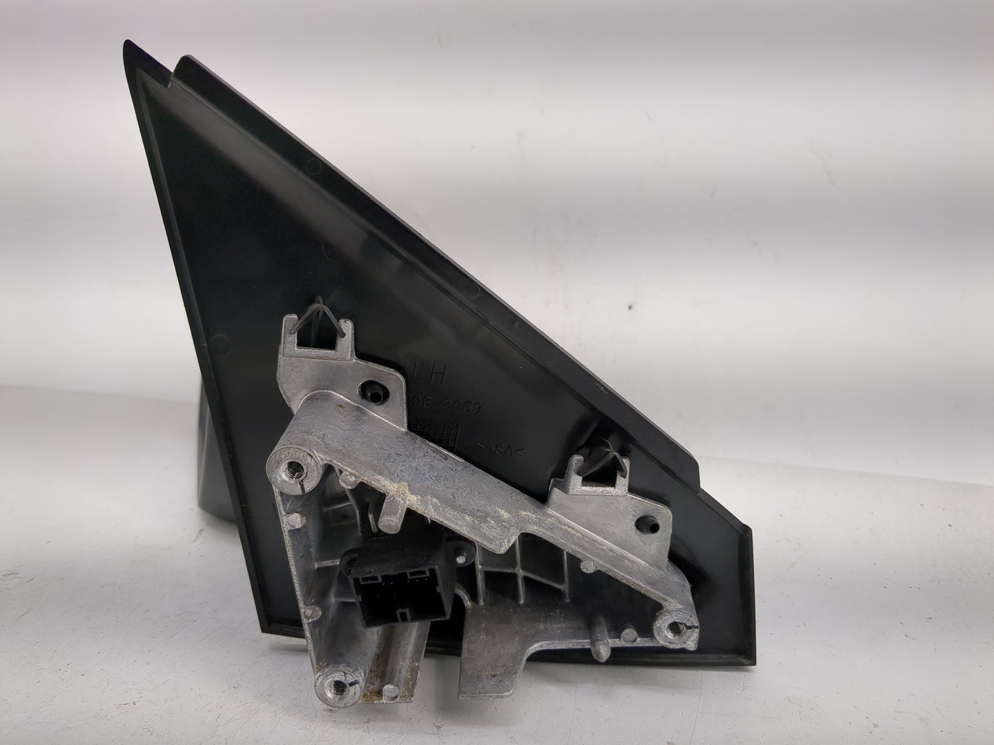 2018-2020 Chevrolet Equinox Side Mirror Replacement Driver Left View Door Mirror Fits Fits 2018 2019 2020 OEM Used Auto Part