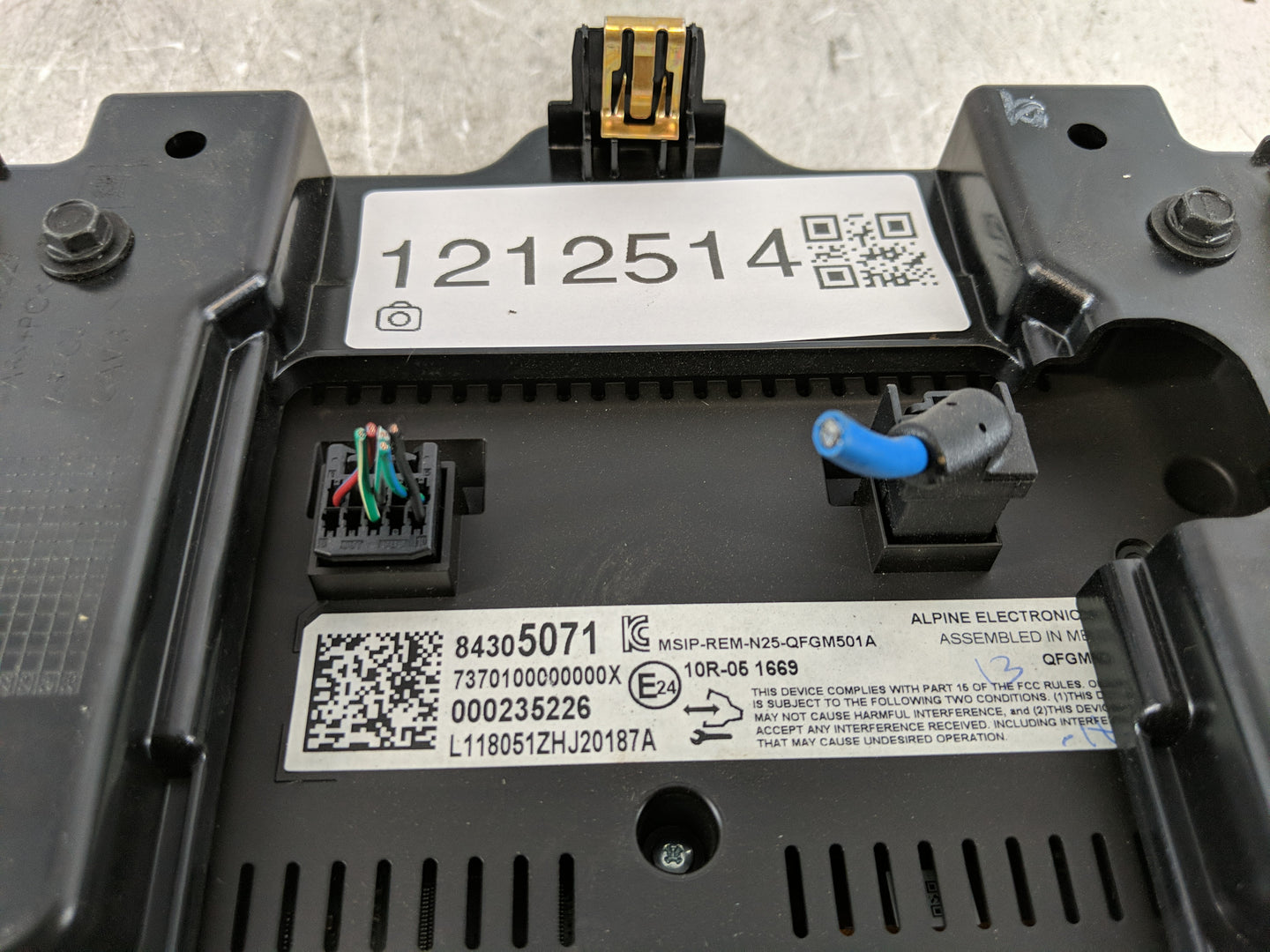 2018 Chevrolet Equinox Radio AM FM Cd Player Receiver Replacement P/N:84305071 Fits OEM Used Auto Parts - Oemusedautoparts1.