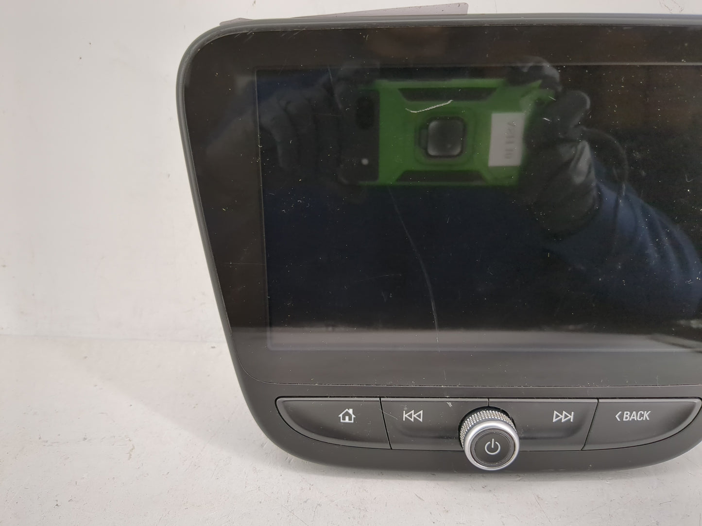 2018 Chevrolet Equinox Radio AM FM Cd Player Receiver Replacement P/N:84305071 Fits OEM Used Auto Parts - Oemusedautoparts1.