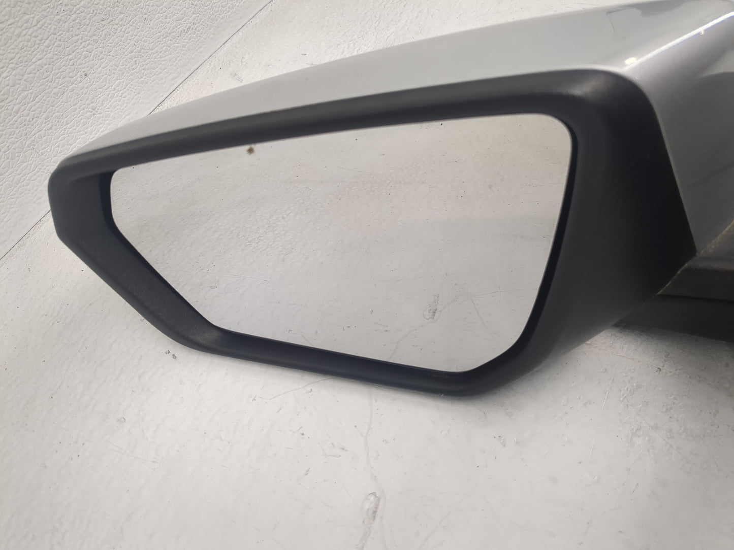 2018-2022 Chevrolet Equinox Side Mirror Replacement Driver Left View Door Mirror P/N:84223493 Fits Fits 2018 2019 2020 2021 