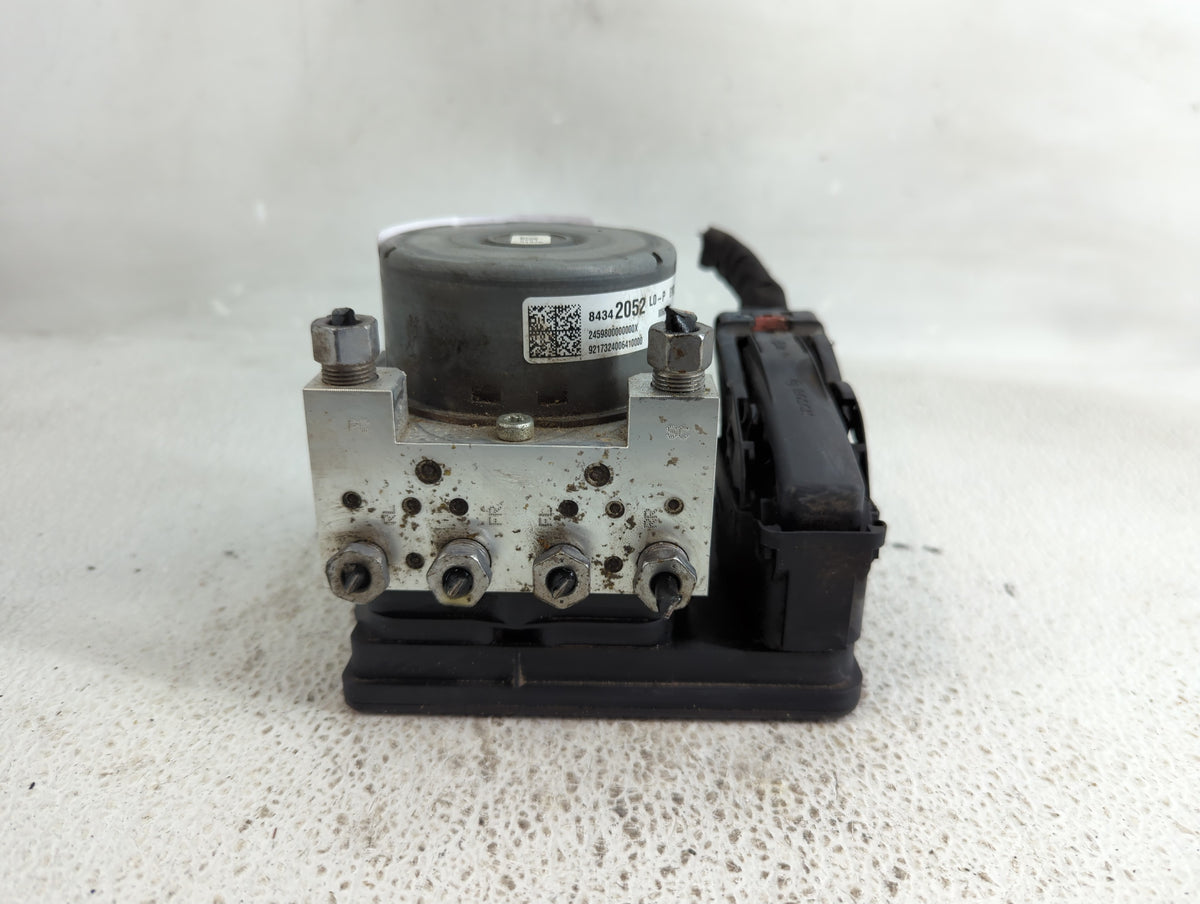 2018-2019 Chevrolet Equinox Anti-Lock Brake ABS Pump Module Actuator OEM P/N:84342052 Fits Fits 2018 2019 2020 2021 OEM Used