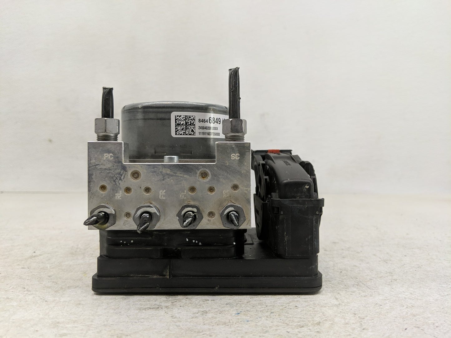 2018-2019 Chevrolet Equinox ABS Pump Control Module Replacement P/N:84646861 84342052 Fits Fits 2018 2019 2020 2021 OEM Used