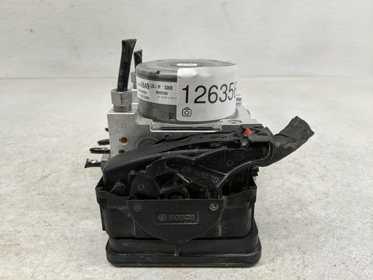 2018-2019 Chevrolet Equinox ABS Pump Control Module Replacement P/N:84646861 84342052 Fits Fits 2018 2019 2020 2021 OEM Used Auto Parts