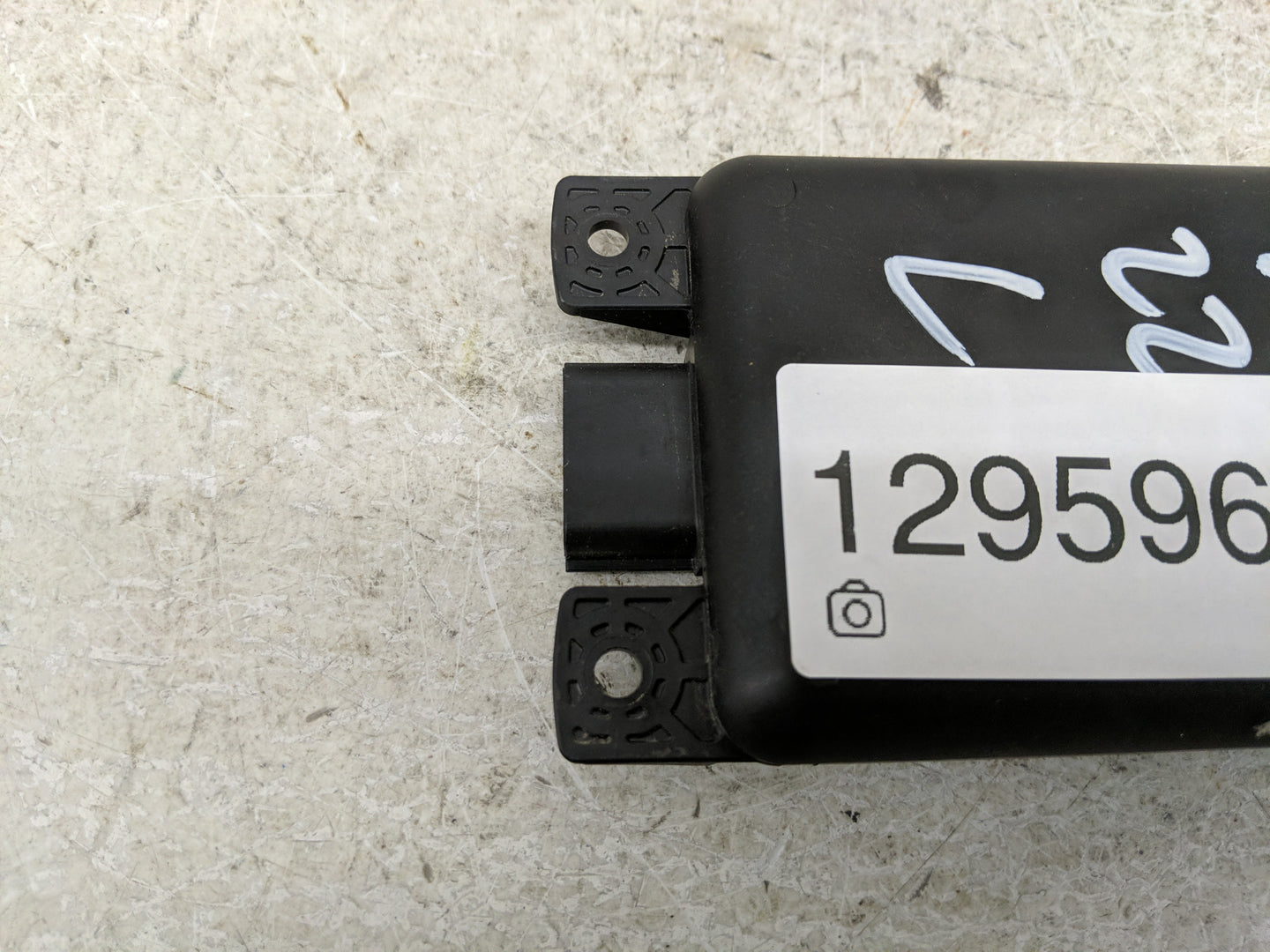 2018 Chevrolet Equinox Chassis Control Module Ccm Bcm Body Control - Oemusedautoparts1.com