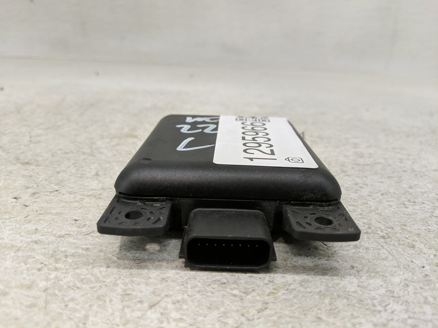 2018 Chevrolet Equinox Chassis Control Module Ccm Bcm Body Control - Oemusedautoparts1.com