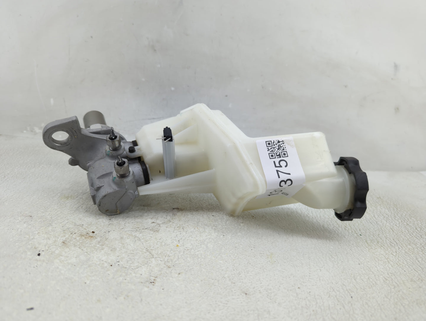 2018-2022 Chevrolet Equinox Brake Master Cylinder - Oemusedautoparts1.com