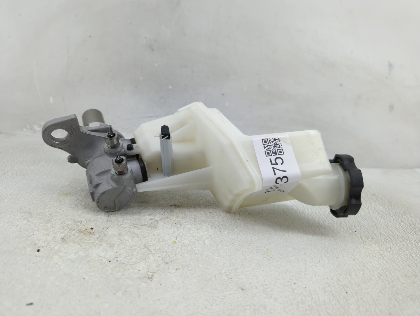 2018-2022 Chevrolet Equinox Brake Master Cylinder - Oemusedautoparts1.com
