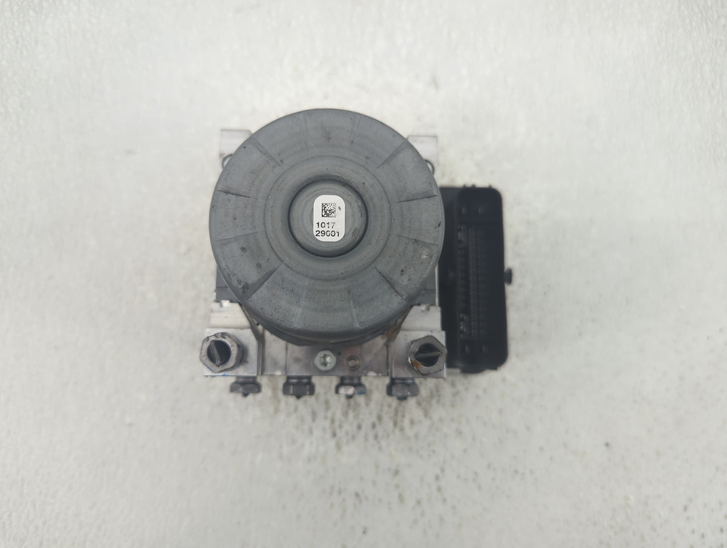 2018-2019 Chevrolet Equinox ABS Pump Control Module Replacement P/N:806052304 84875567, 84374039 Fits Fits 2018 2019 2020 20