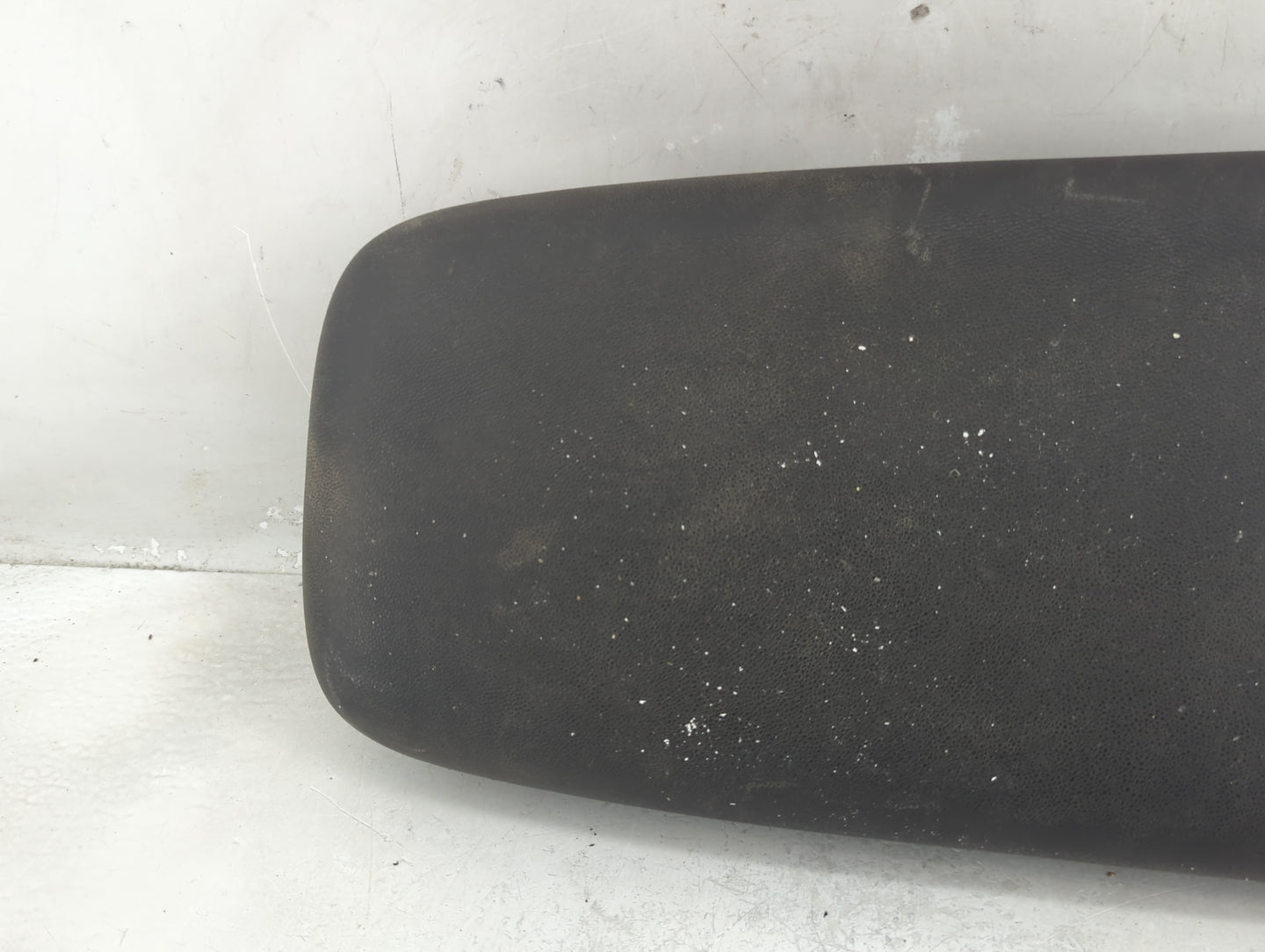 2018 Chevrolet Equinox Center Console Armrest Cover Lid P/N:09200PE0 Fits OEM Used Auto Parts - Oemusedautoparts1.com