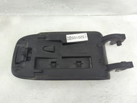2018 Chevrolet Equinox Center Console Armrest Cover Lid P/N:09200PE0 Fits OEM Used Auto Parts - Oemusedautoparts1.com