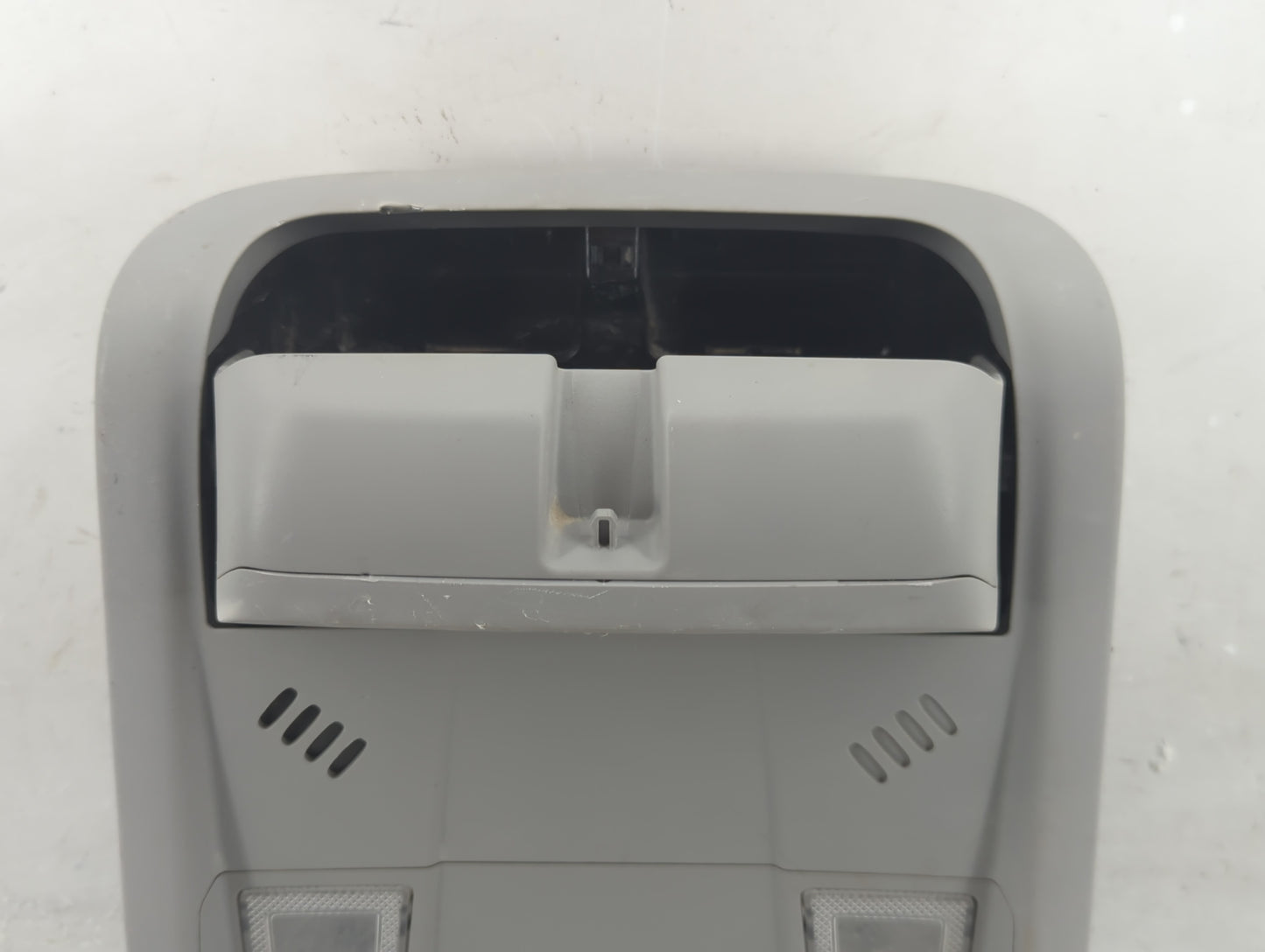 2018-2022 Chevrolet Equinox Overhead Roof Console 1321966 - Oemusedautoparts1.com