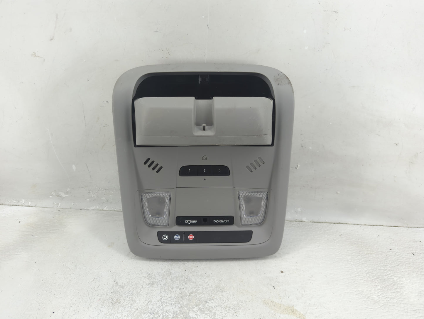 2018 Chevrolet Equinox Overhead Roof Console - Oemusedautoparts1.com